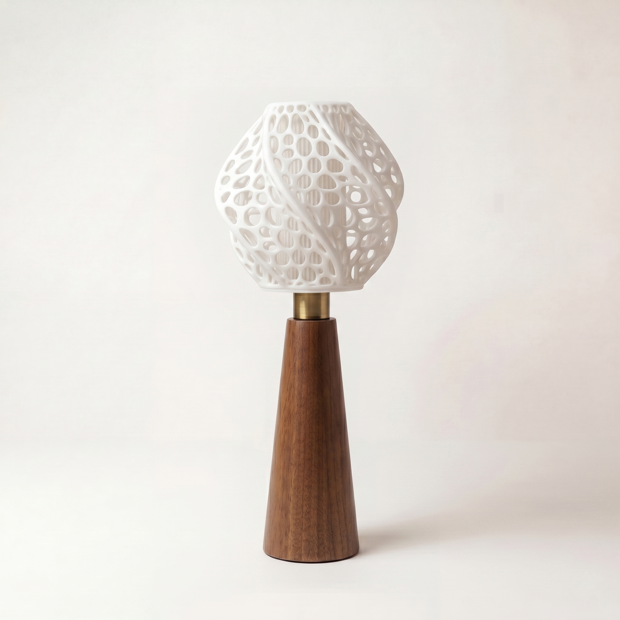 Fractis Cone Table Lamp
